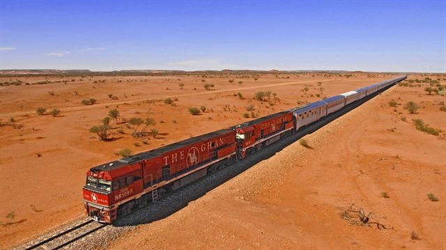 Dünyanın en uzun yolcu treni olan The Ghan, 1 kilometre 120 metre uzunluğa sahip.