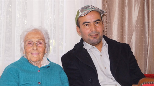 Menderes Akdağ, öğretmeni Meral Hanım'ın sayesinde üniversite okuduğunu söyledi.