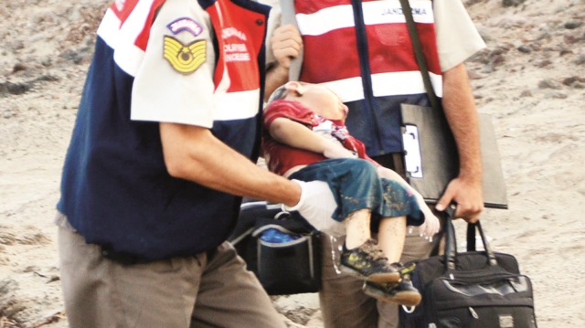 Bodrum sahilinde çekilen bu fotoğraf, 3 yaşındaki Aylan Kurdi'ye ait. 