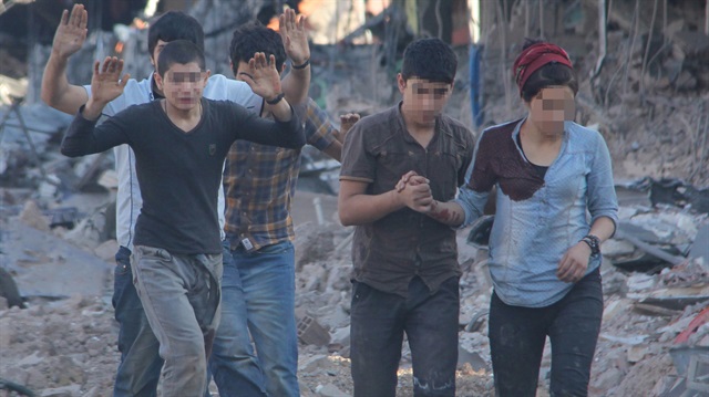 Terör örgütü PKK, çocukları hain planlarını uygulamak için piyon olarak kullanıyor. 