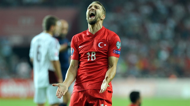 Caner Erkin, Inter'le 3 yıllık sözleşme imzladı.