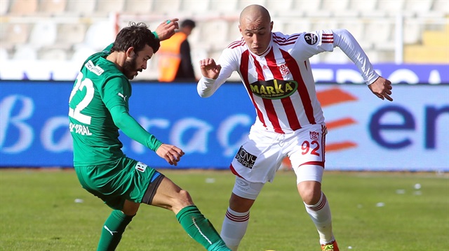 Aatif Chahechouhe (Sivasspor)