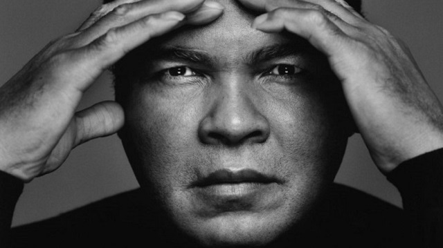 Müslüman boksör Muhammed Ali 74 yaşında hayatını kaybetti.