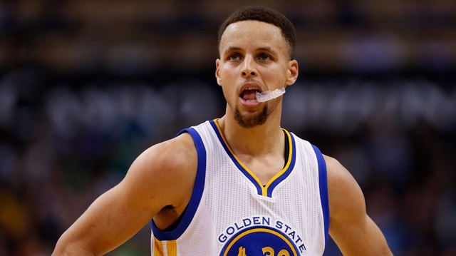 Stephen Curry (Golden State Warriors) 