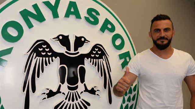 Konyaspor'da Kaya Tarakçı sözleşme uzattı.