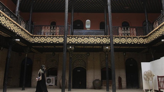 Irak'ın Basra kentinde Osmanlı İmparatorluğu döneminde inşa edilen "Vali Sarayı", kent merkezinin tarihi eserleri arasındaki yerini koruyor.