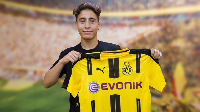 Emre Mor, Dortmund'la 5 yıllık sözleşmeye imza attı.