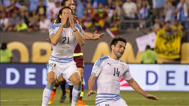 Copa Amerika C grubu ikinci maçında Uruguay Venezuela'ya 2-1 kaybederek turnuvaya veda etti.