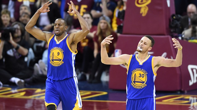 Golden State deplasmanda kazandı, şampiyonluk bir maç uzaklıkta...