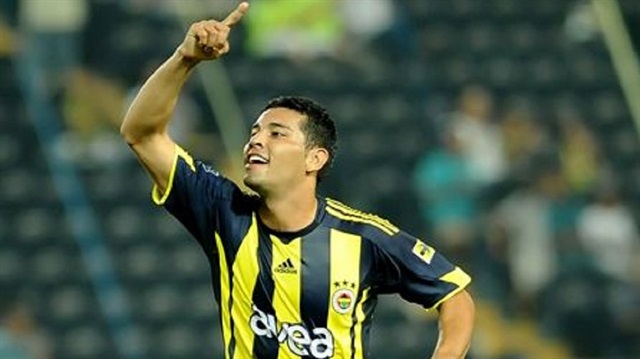 Andre Santos, Adana Demirspor'a önerildi.