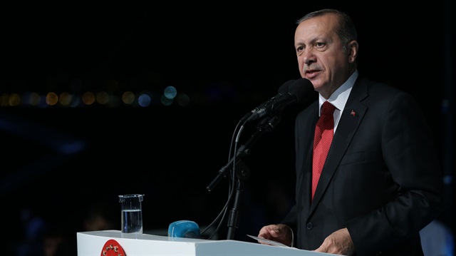 Cumhurbaşkanı Erdoğan'ın gündeminde Arda Turan'a yapılan protestolar vardı.