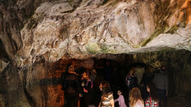 Dünyadaki diğer ülkelere göre 'mağara cenneti ülke' durumunda olan Türkiye'de 20 binden fazla mağara bulunabileceği öngörülüyor.