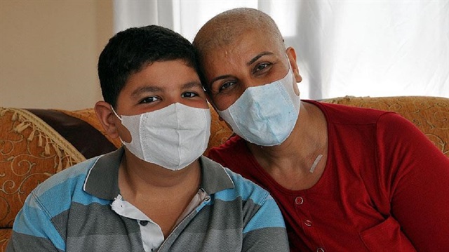 Anne-oğul yakalandıkları kanser hastalığını bir an evvel atlatmak istiyor.