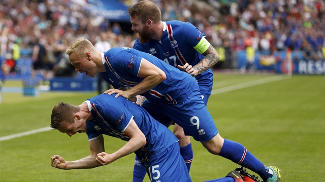 İzlanda 90+4'te kazandı.