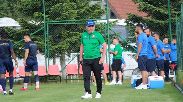 Osmanlıspor teknik direktörü Mustafa Reşit Akçay'dan sezon değerlendirmesi.