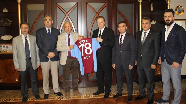 Trabzonspor'dan yeni Vali Yavuz'a ziyaret.