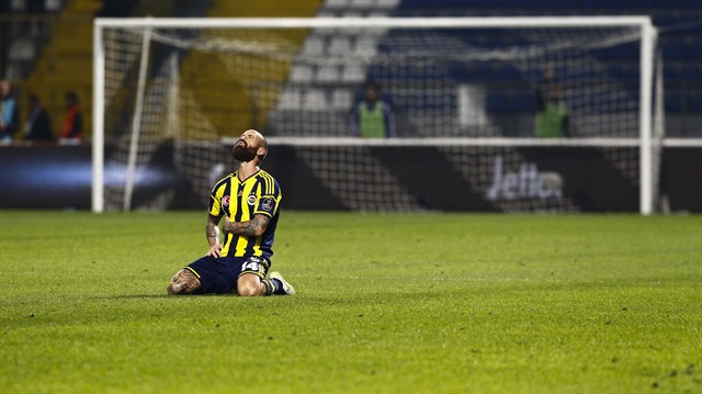 Raul Meireles 4 sezon Fenerbahçe forması giydi.