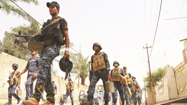 Irak ordusu, polis teşkilatına bağlı unsurlar, Şii milislerden oluşan Haşdi Şabi ile Sünni aşiret güçleri Felluce'yi kurtarmak için 23 Mayıs'ta ortak operasyon başlatmıştı.