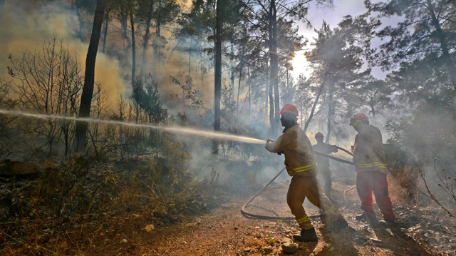 Kumluca ilçesinde tatil merkezi Adrasan'da dün başlayan orman yangını 20 saat sonra kontrol altına alınmıştı. 