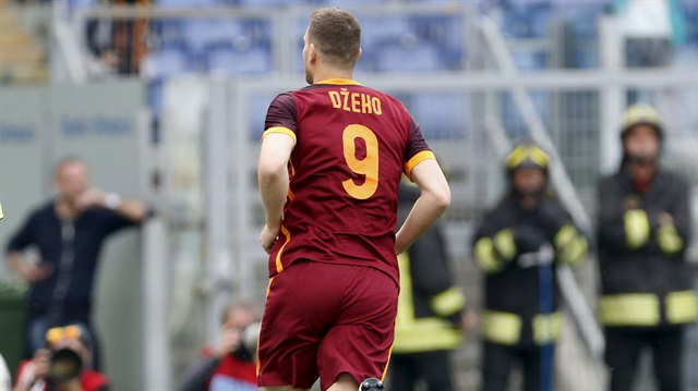 Dzeko, Roma'da 39 maçta 10 gol kaydetti.