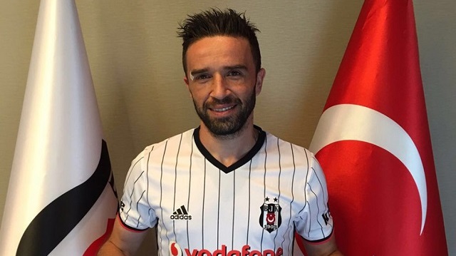 Gökhan Gönül resmen Beşiktaş'ta.