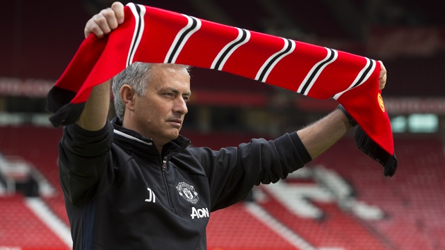 Jose Mourinho ilk basın toplantısını düzenledi.