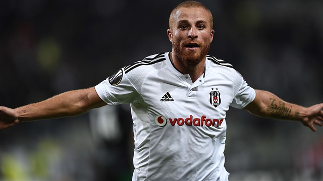 Beşiktaş'ın Gökhan Töre'nin transferi için West Ham United Kulübü ile anlaştığı belirtildi. 