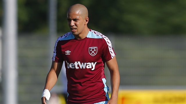 West Ham kampında konuşan Feghouli, Fenerbahçe'ye mesaj gönderdi, başarılar diledi.