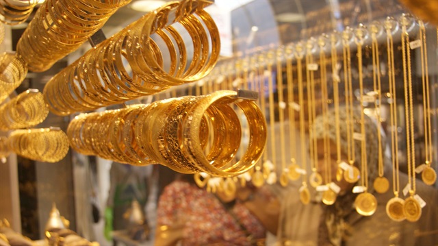 Altının kilogramı 129 bin 850 liraya yükseldi.

