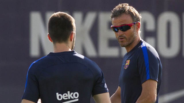 Barcelona Teknik Direktörü 3 futbolcuyla yolların ayrılmasına karar verdi. 