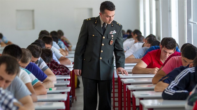 Askeri Lise Sınavı'nda başarılı olan adayların büyük çoğunluğunun FETÖ’ye yakın özel okullardan mezun olduğu tespit edildi.