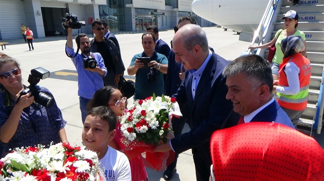 Başbakan Yardımcısı Numan Kurtulmuş, Balıkesir'in Edremit ilçesi Kocaseyit Havalimanı'nda açıklama yaptı. 