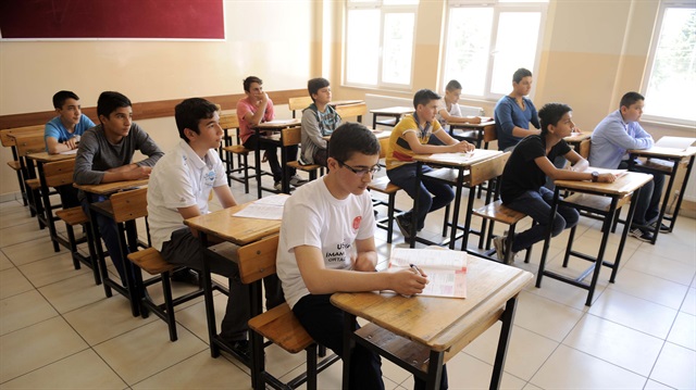TEOG sınavları birinci ve ikinci dönem olmak üzere 2 kez gerçekleştirildi.