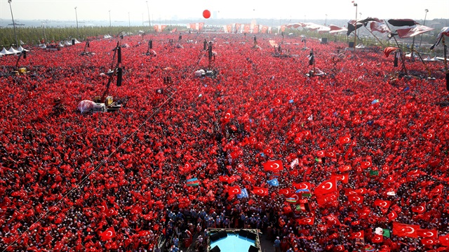 Yenkapı'da düzenlenen tarihi mitinge 5 milyonu aşkın insan katılmıştı.