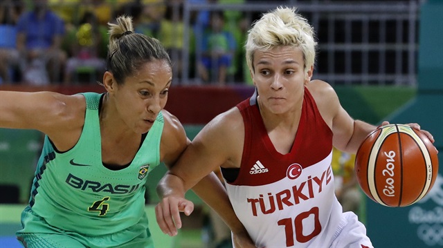 2016 Rio Olimpiyat Oyunları'nda mücadele eden A Milli Kadın Basketbol Takımı, Brezilya'yı 79-76 mağlup ederek, çeyrek finale yükseldi.