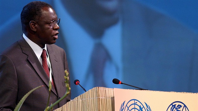Burkina Faso Meclis Başkanı Salifu Diallo da teröristlerin, İslam dinini çıkarlarına alet ettiklerini söyleyerek radikalizmi yok edebilmek için gençlerin eğitimine ve istihdamına ağırlık verilmesi gerektiğini vurguladı.
