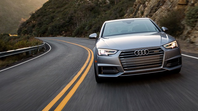 Audi, 2017 itibarıyla otomobillerinde trafik lambalarının bilgilerini paylaşacak.