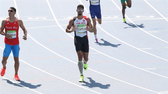 Milli atletimiz Yasmani Copello Escobar, 400 metre engelli finalinde 3. sırayı aldı ve bronz madalya kazandı.