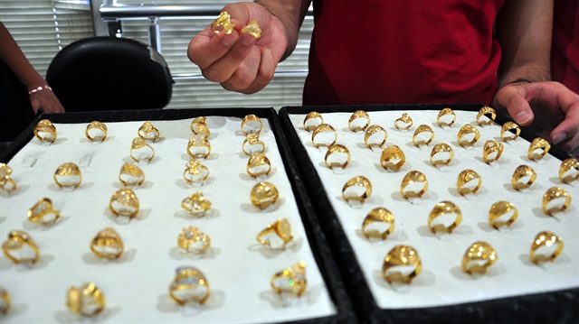 Altının kilogramı 126 bin 530 liraya geriledi.