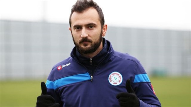 Çaykur Rizespor ile sözleşmesini fesheden Murat Duruer, Kayserispor'a transfer oldu.