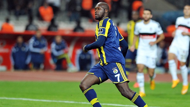 Al Ahli Kulübü, Moussa Sow'un eski kulübü Fenerbahçe'ye gideceği iddialarına cevap verdi. 