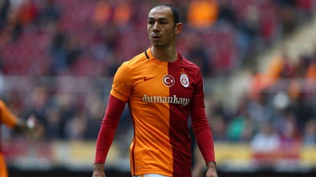 Galatasaray'ın gözden çıkardığı golcü oyuncu Umut Bullut, Kayserispor'la anlaştı.