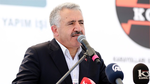  Ulaştırma, Denizcilik ve Haberleşme Bakanı Ahmet Arslan, Keçiören Metrosu'nun test sürüşü töreninde konuştu.