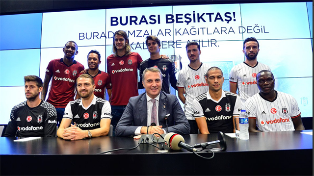 Beşiktaş Başkanı Fikret Orman, 10 yeni transfer için yapılan imza töreninde önemli açıklamalarda bulundu.