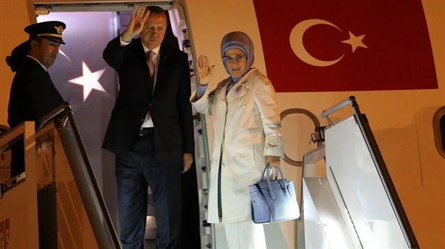 Cumhurbaşkanı Recep Tayyip Erdoğan, eşi Emine Erdoğan ile birlikte, G20 liderler zirvesine katılmak üzere dün akşam saatlerinde Çin'e hareket etti. 