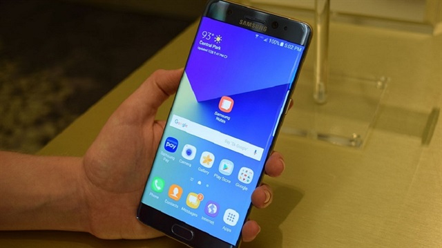 Samsung sattığı NOTE 7'leri, yeni ile değiştirecek.