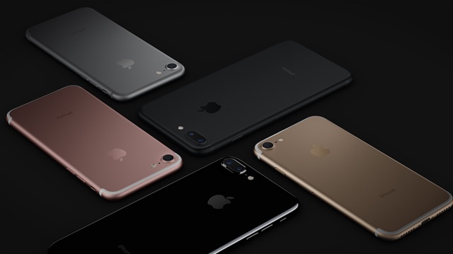 Apple, iPhone 7 ve 7 Plus'ı resmen tanıttı.