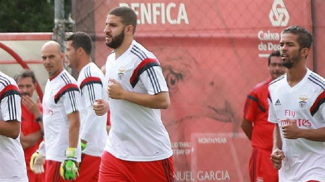 Benfica, Faslı futbolcusu Adel Taarabt'ın sözleşmesini feshetti. 