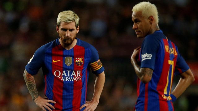 Sarı saç modasına Barcelona'da, Messi'den sonra Neymar'da geçti.