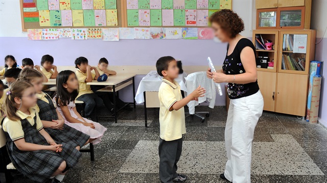 FETÖ'den ihraç edilen binlerce öğretmenin haricinde 14 bin kişinin soruşturması devam ediyor.